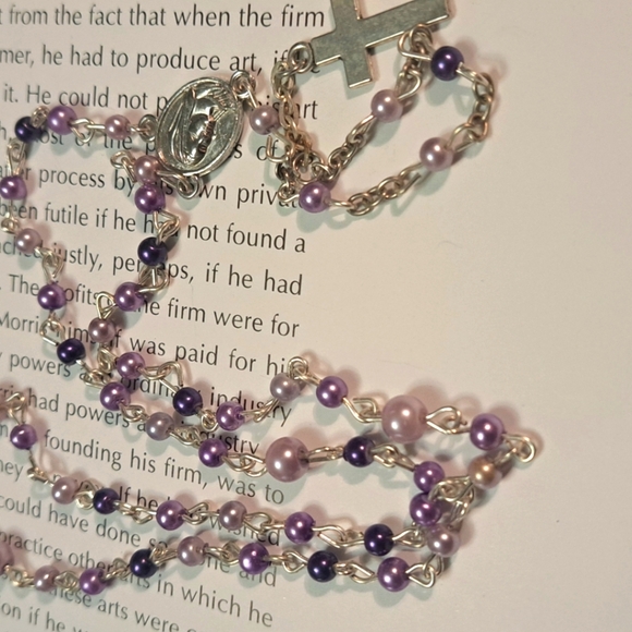 Lilac Tones Handmade Rosary - Picture 5 of 5